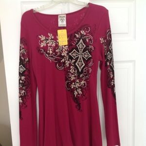 Magenta Top w/Cross Designs